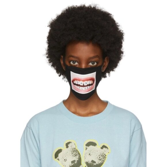 Marc Jacobs x Hey Reilly Face Mask in Black - Picture 2 of 3